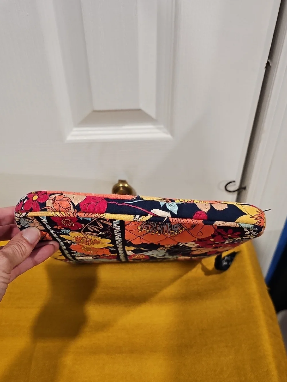 VERA BRADLEY 